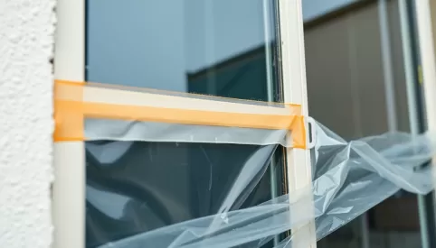 Jak zabezpieczyć okna przed remontem